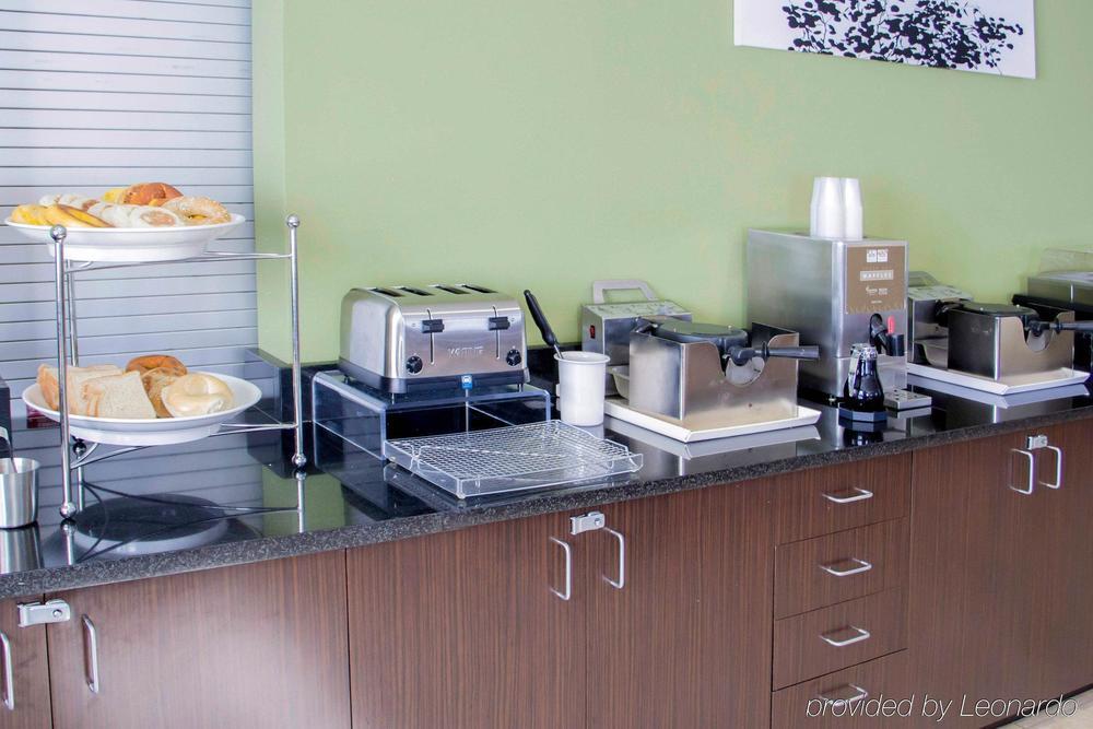 Sleep Inn & Suites Harrisonburg Near University Bagian luar foto