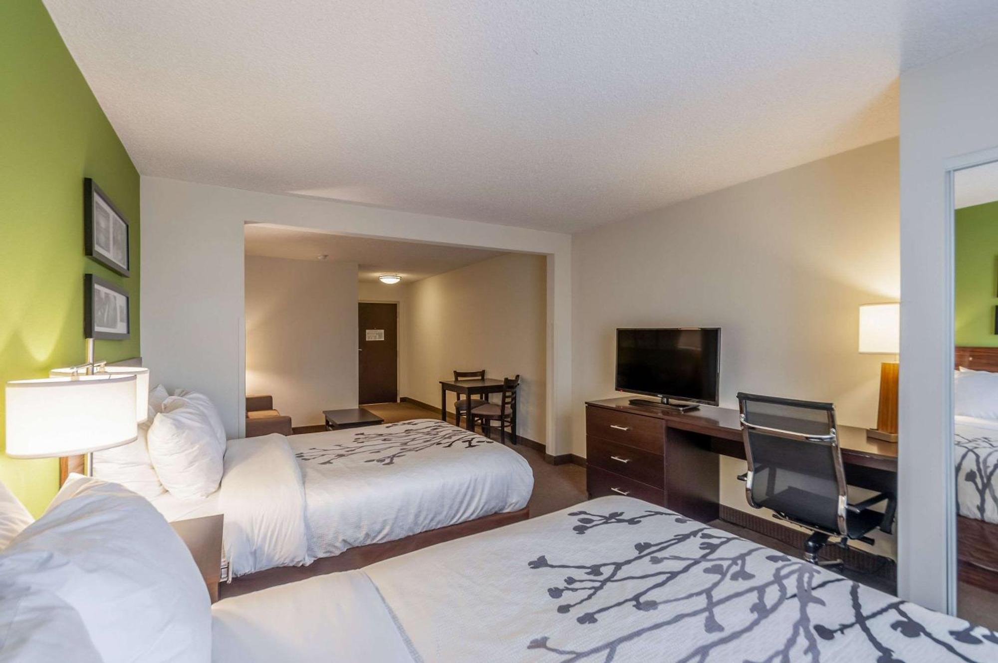 Sleep Inn & Suites Harrisonburg Near University Bagian luar foto