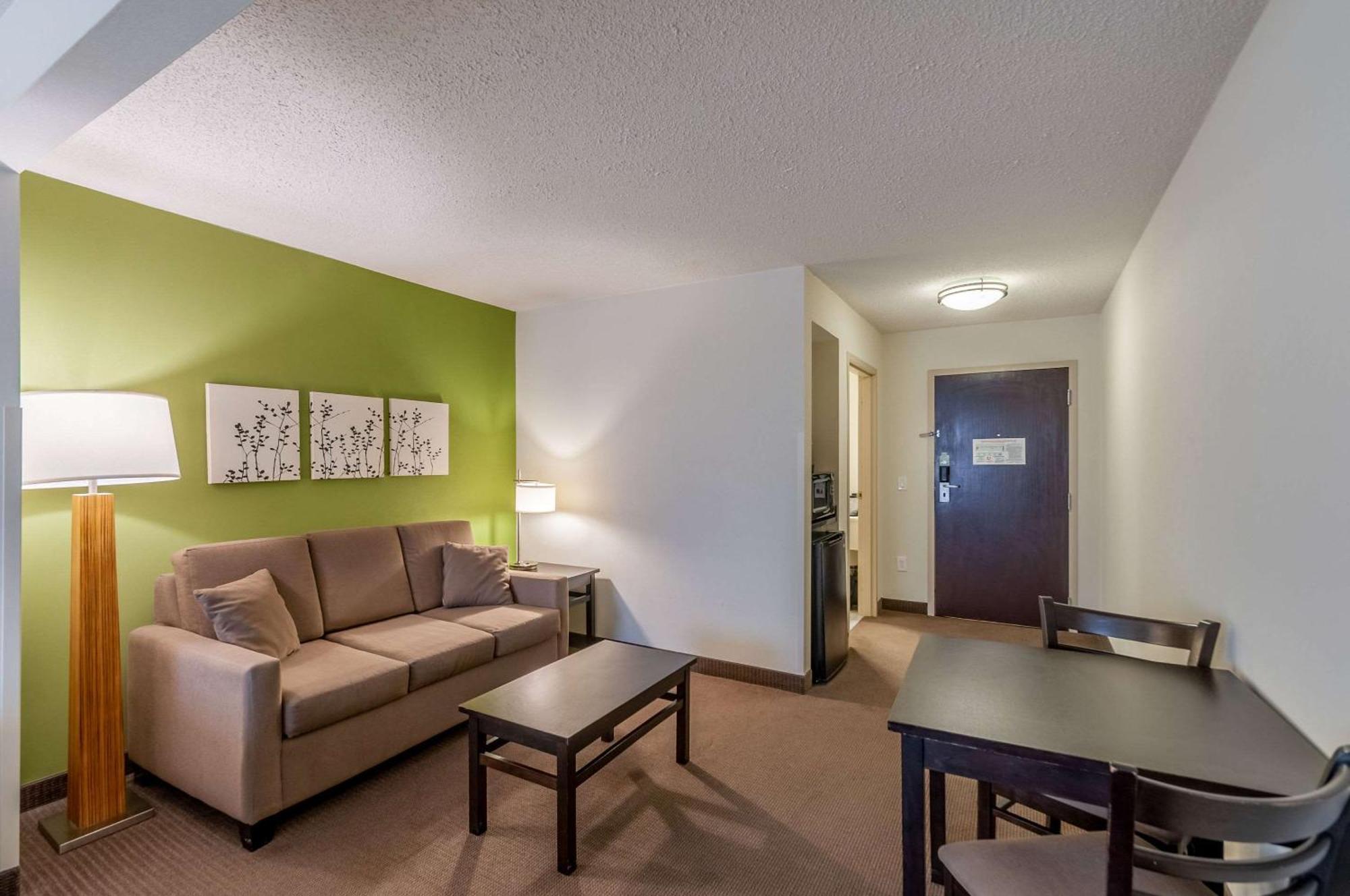 Sleep Inn & Suites Harrisonburg Near University Bagian luar foto