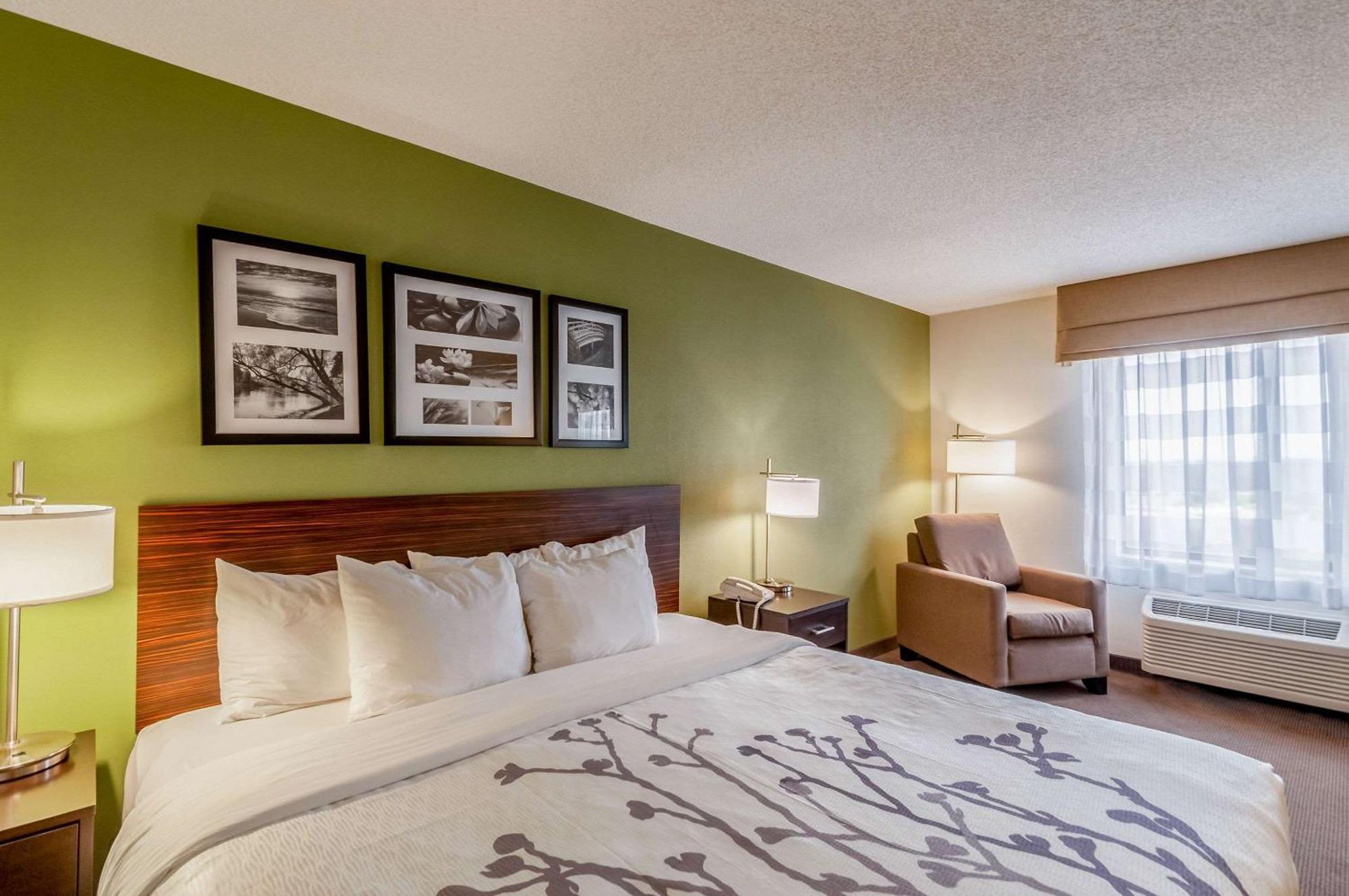 Sleep Inn & Suites Harrisonburg Near University Bagian luar foto