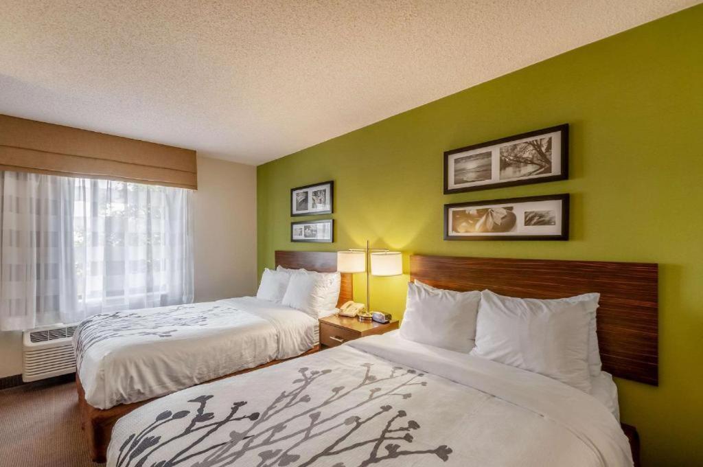 Sleep Inn & Suites Harrisonburg Near University Bagian luar foto
