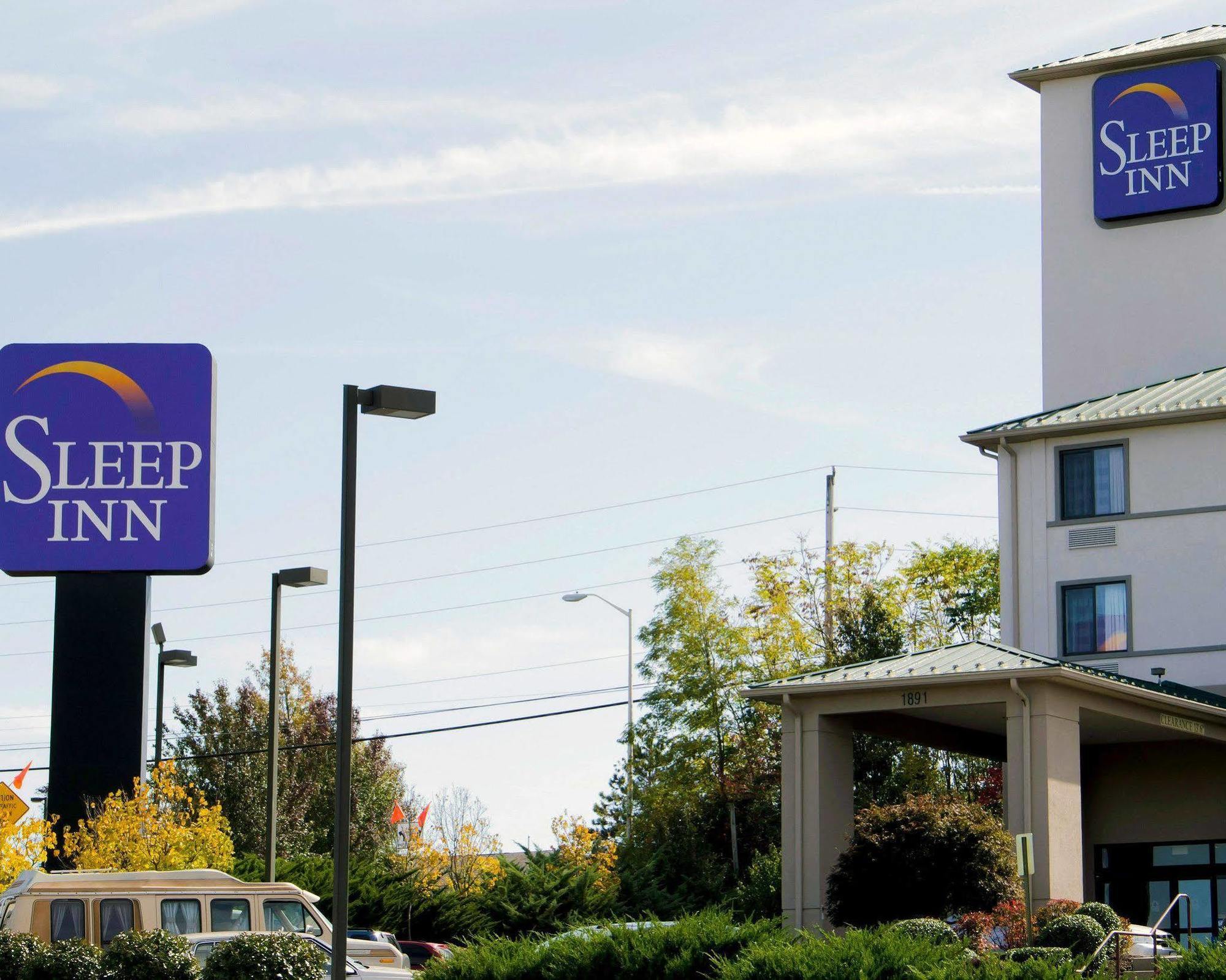 Sleep Inn & Suites Harrisonburg Near University Bagian luar foto